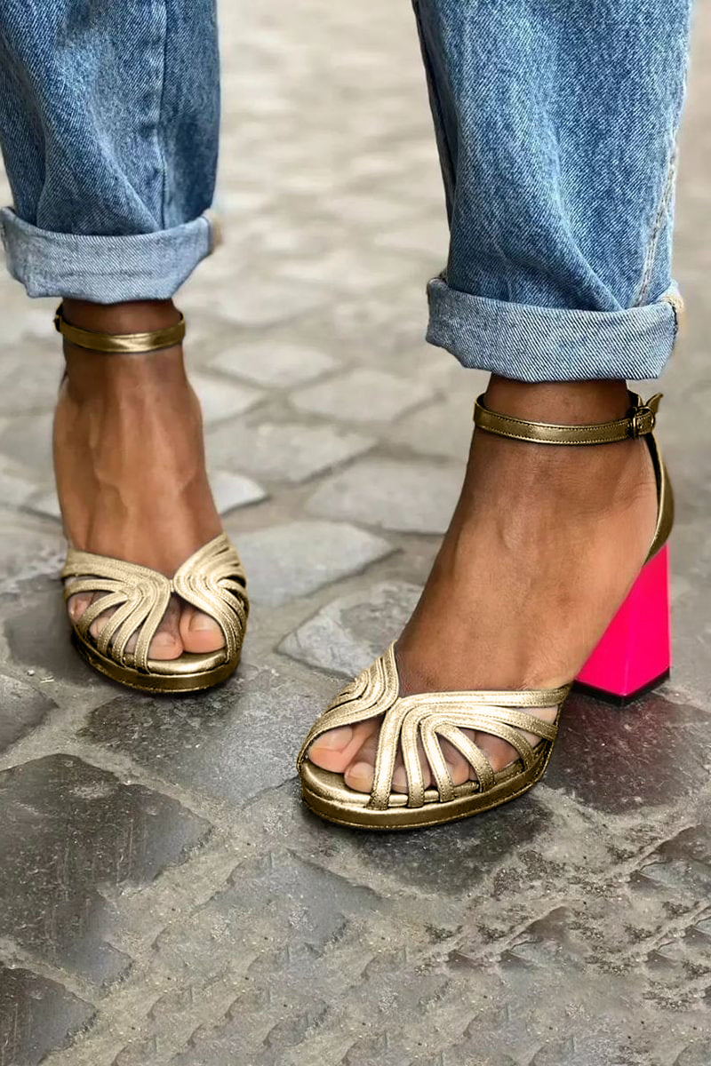 Elva™ | Klassiska Sandaler med Ankelrem och Öppen Tå